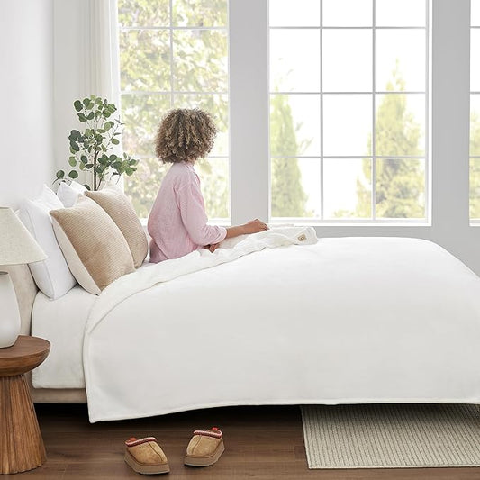 UGG Nita King/California King Blanket Fleece Fluffy Reversible Soft Fuzzy Bedding Cozy Plush Warm Oversized Blanket Machine Washable Bedroom Decor for Big Couch or Bed, 110-inch x 90-inch, White Snow