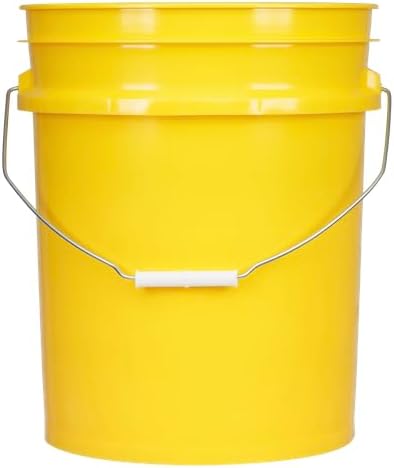 House Naturals 5 Gallon Food Grade Plastic Bucket with Air Tight Screw on Lid Made in USA Container (Yellow Bucket with Green Lid)