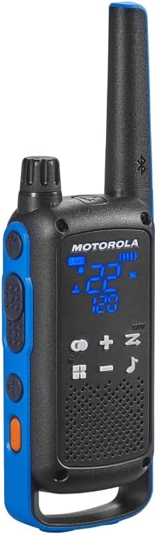 Motorola Solutions, Talkabout T802, Portable FRS Two Way Radio 6 Pack Walkie Talkies Blue/Black 22 Channels 3 Dual Charger Docks 6 PTT Earpieces