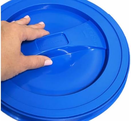 House Naturals 2 Gallon Plastic Food Grade BPA Free Made in USA Buckets with Blue Screw On Lids (Pack of 4)