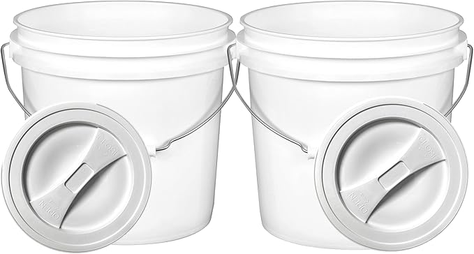 House Naturals 2 Gallon Food Grade BPA Free Bucket Container with Screw on White Lid (Pack of 2) Made in USA Container (White)