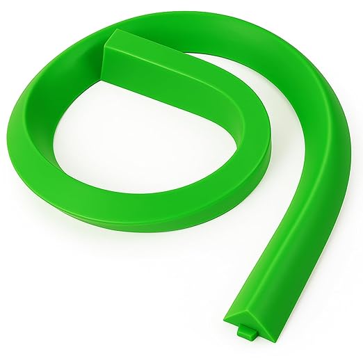 1 Pcs Spill Barrier Dike 5'L x 2.6"W x 1.5"H Water Dam Barrier Liquid Blocker for Garage Home Floor Flooding Solutions(Green)