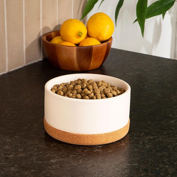 Waggo Corky Bowl – 4 Cup Non-Slip Pet Food and Water Ceramic Dish with Removable Cork Base – Dishwasher & Microwave Safe (Buttercream)