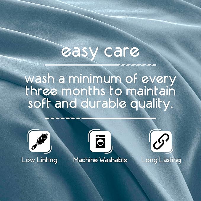 Vellux 1B07056 Original Insulating Core Hotel Style Solid blanket Machine Washable Soft Cozy Warm Thermal Durable Pet Friendly All Seasons Layering Bed Sofa Blankets, Twin, Blue
