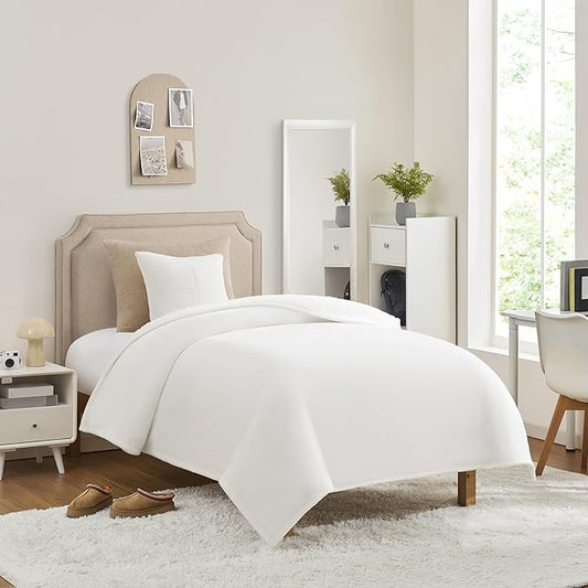 UGG Nita Twin XL/Twin Blanket Soft Fluffy Blanket for Bed, Warm Soft Bedding, Large Throw for Couch, Holiday Present, Machine Washable, 60-inch x 90-inch, White Snow