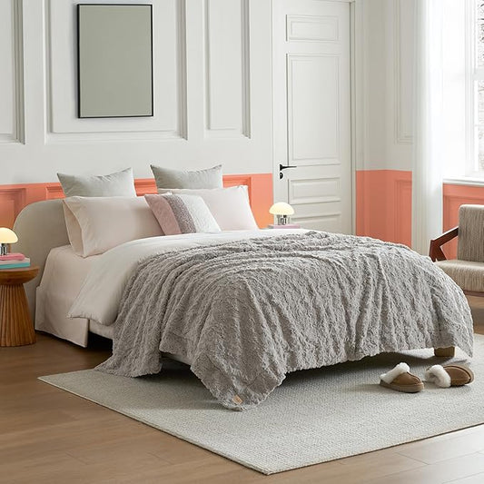 UGG Faux Fur Full/Queen Blanket, Double-Sided Fluffy Blanket, Cozy Oversized Throw for Couch, Washable Bedding for Full or Queen Bed, Luxury Home Decor, 90" x 90", Seal Grey (Adalee)